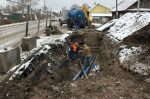 Прокладывают водопровод в Плеханово и монтируют колодцы. Ноябрь 2025 год. Фото: Кунгурский округ ǀ ВК